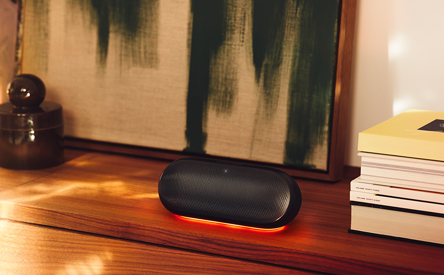 Harman Kardon LUNA Bluetooth スピーカー Harman Kardon Luna | Elegant portable Bluetooth speaker with 12